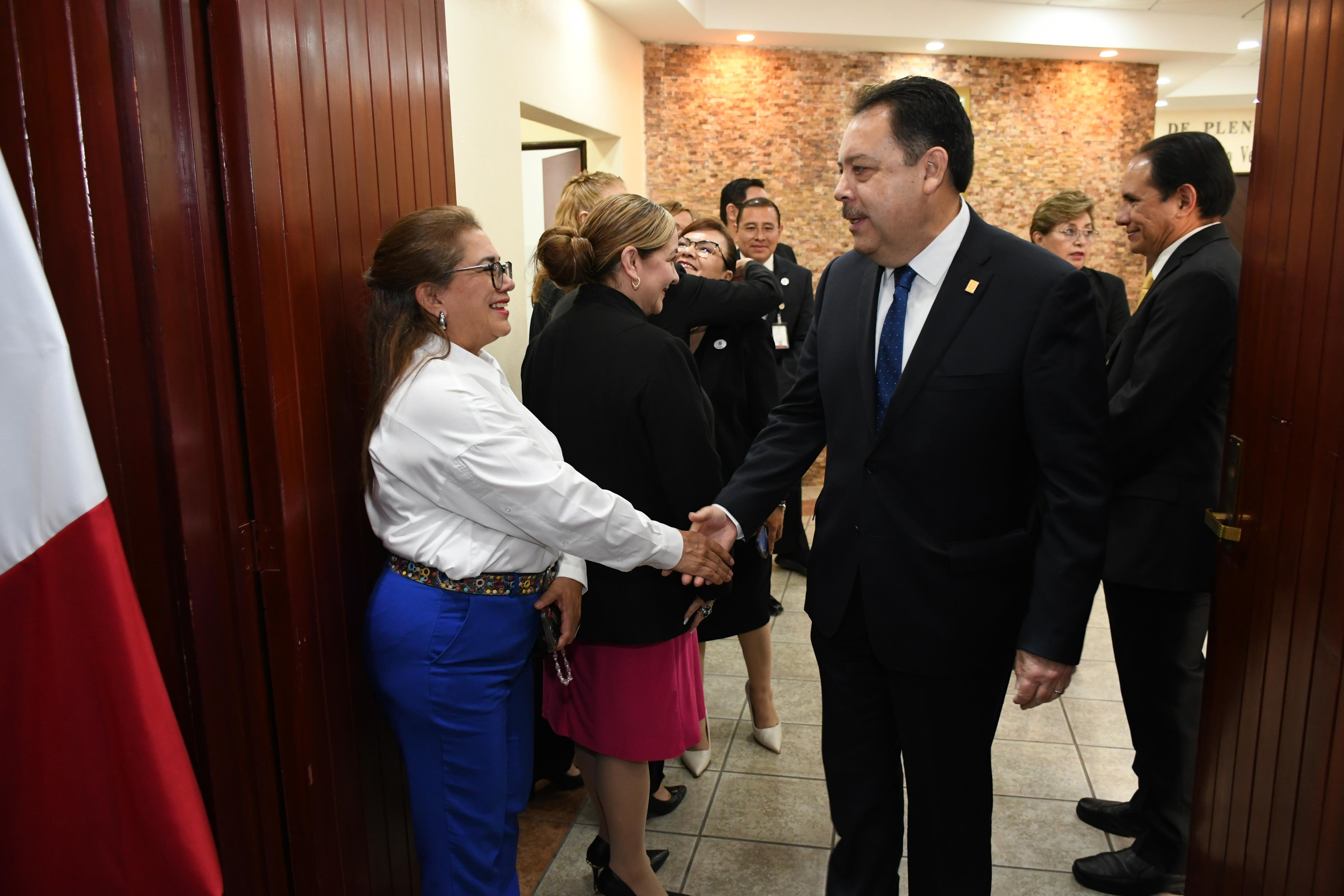 Inicio de actividades de capacitación con la Jornada Especial “La Confianza y Unidad se Construye en Equipo”